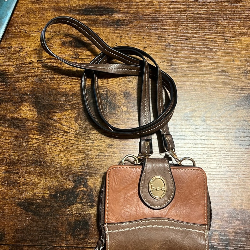B.O.C. Crossbody Wallet